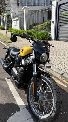 HARLEY-DAVIDSON NIGHTSTER SPECIAL 